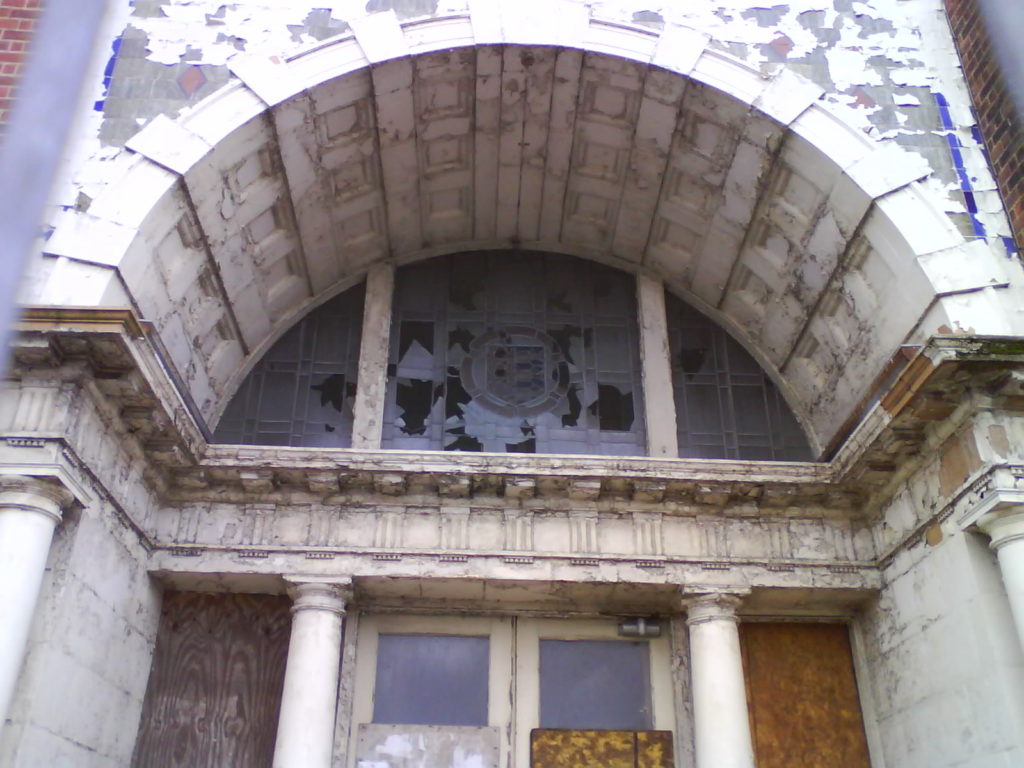 photo of derelict Great Yarmouth College of Art & Design Alan Dedman